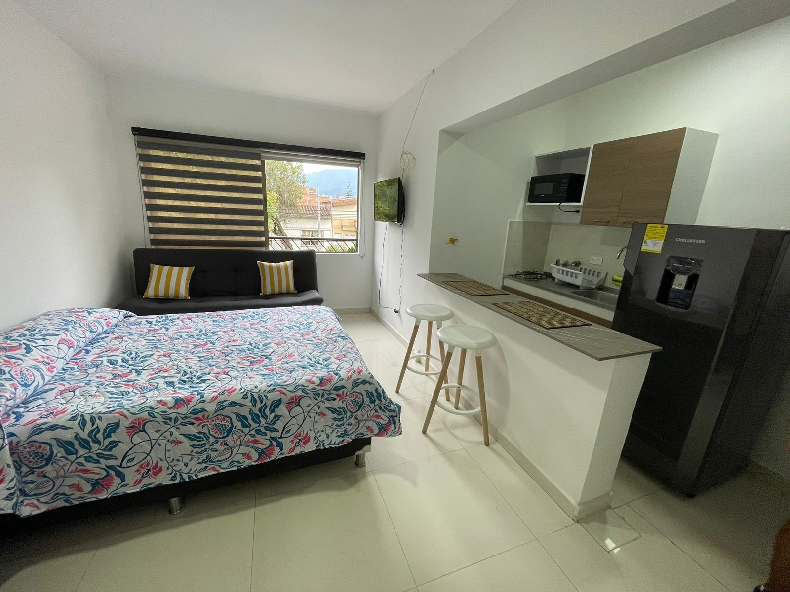 Apartaestudio en arriendo Antioquia Medellín Simon Bolivar 30 m2 Habitaciones 1 Baños 1 Garajes 1 Precio $2300000