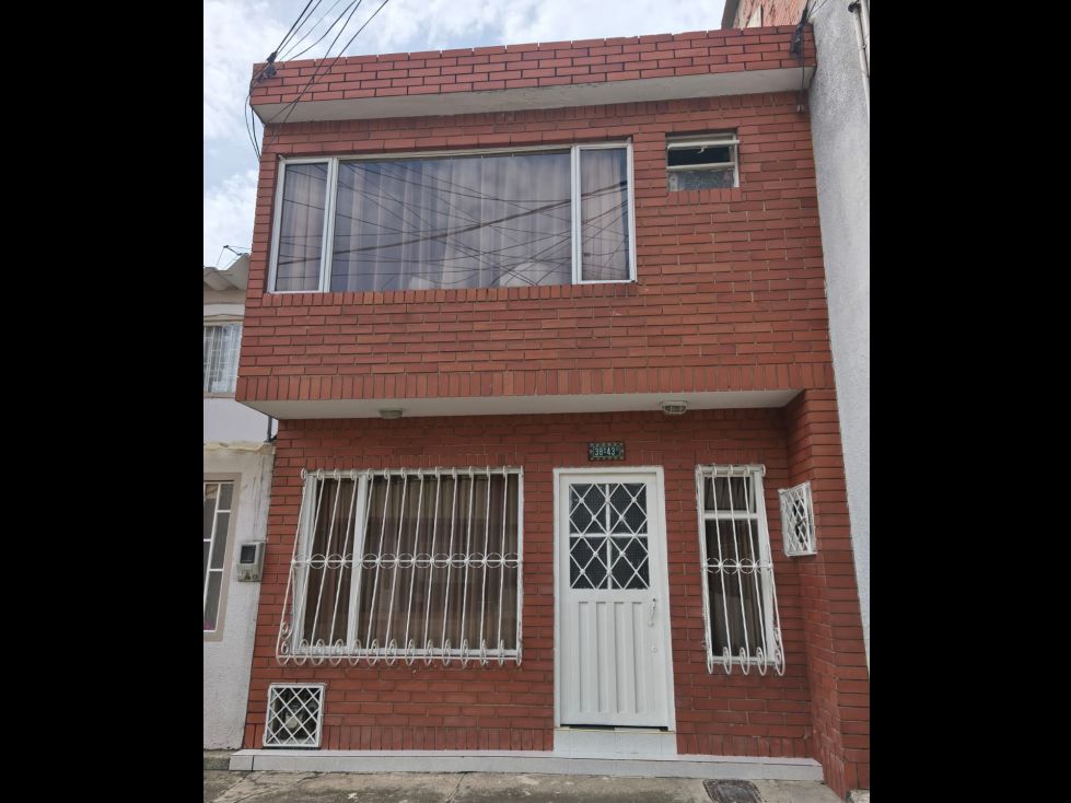 Casa en venta Cundinamarca Bogotá El Triunfo De Las Americas 98 m2 Habitaciones 3 Baños 2 Garajes 2 Precio $390000000