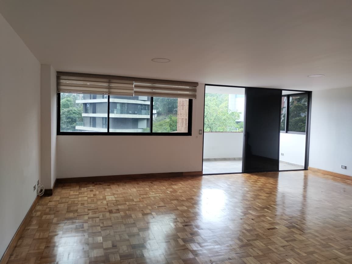 Apartamento en arriendo Antioquia Medellín Las Lomas No1 145 m2 Habitaciones 3 Baños 2 Garajes 2 Precio $7650000