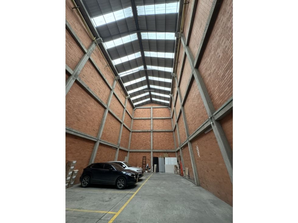 Edificio en arriendo Cundinamarca Bogotá Las Orquideas 1032 m2 Habitaciones 0 Baños 8 Garajes 13 Precio $48000000