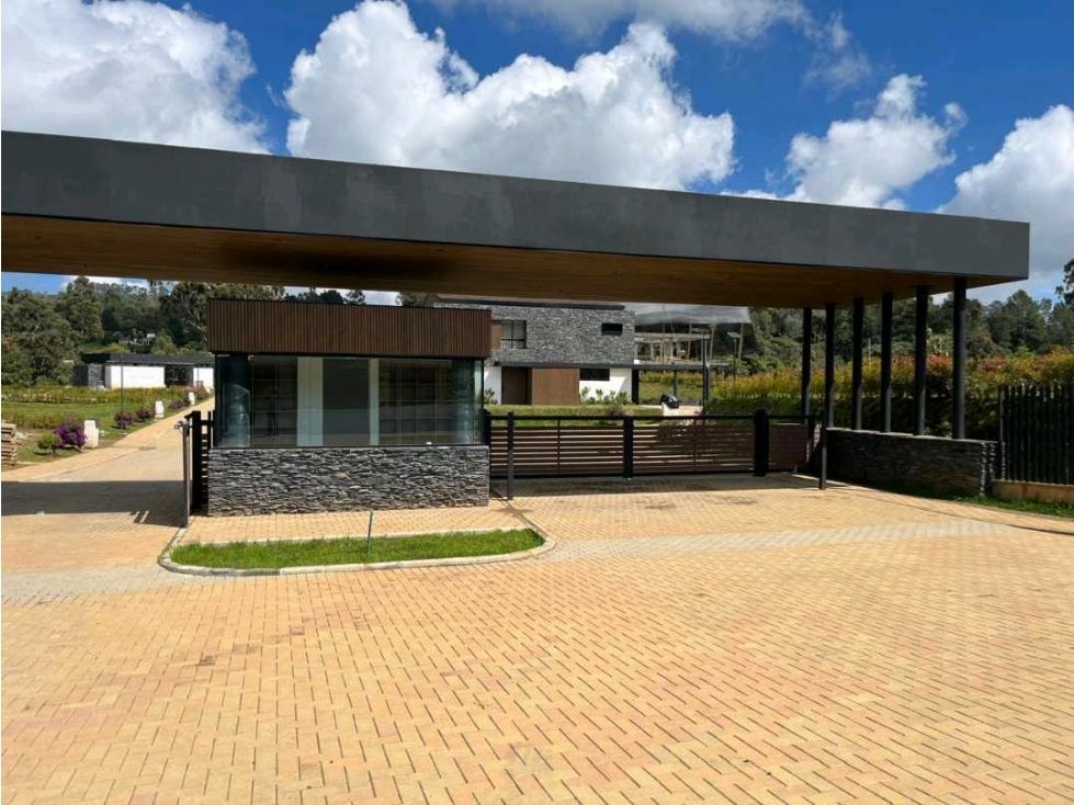 Lote en venta Antioquia Envigado Zona Centro 1708 m2 Habitaciones 0 Baños 0 Garajes 0 Precio $1500000000