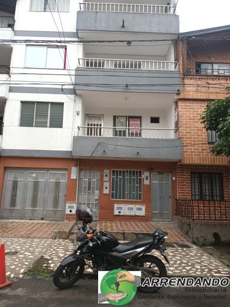 Casa en arriendo Antioquia Itagüí Santa María No 3 80 m2 Habitaciones 3 Baños 2 Garajes 0 Precio $2000000