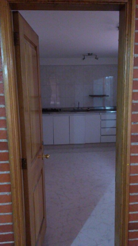 Apartaestudio en arriendo Cundinamarca Bogotá Santa Barbara Occidental 28 m2 Habitaciones 1 Baños 1 Garajes 0 Precio $1300000