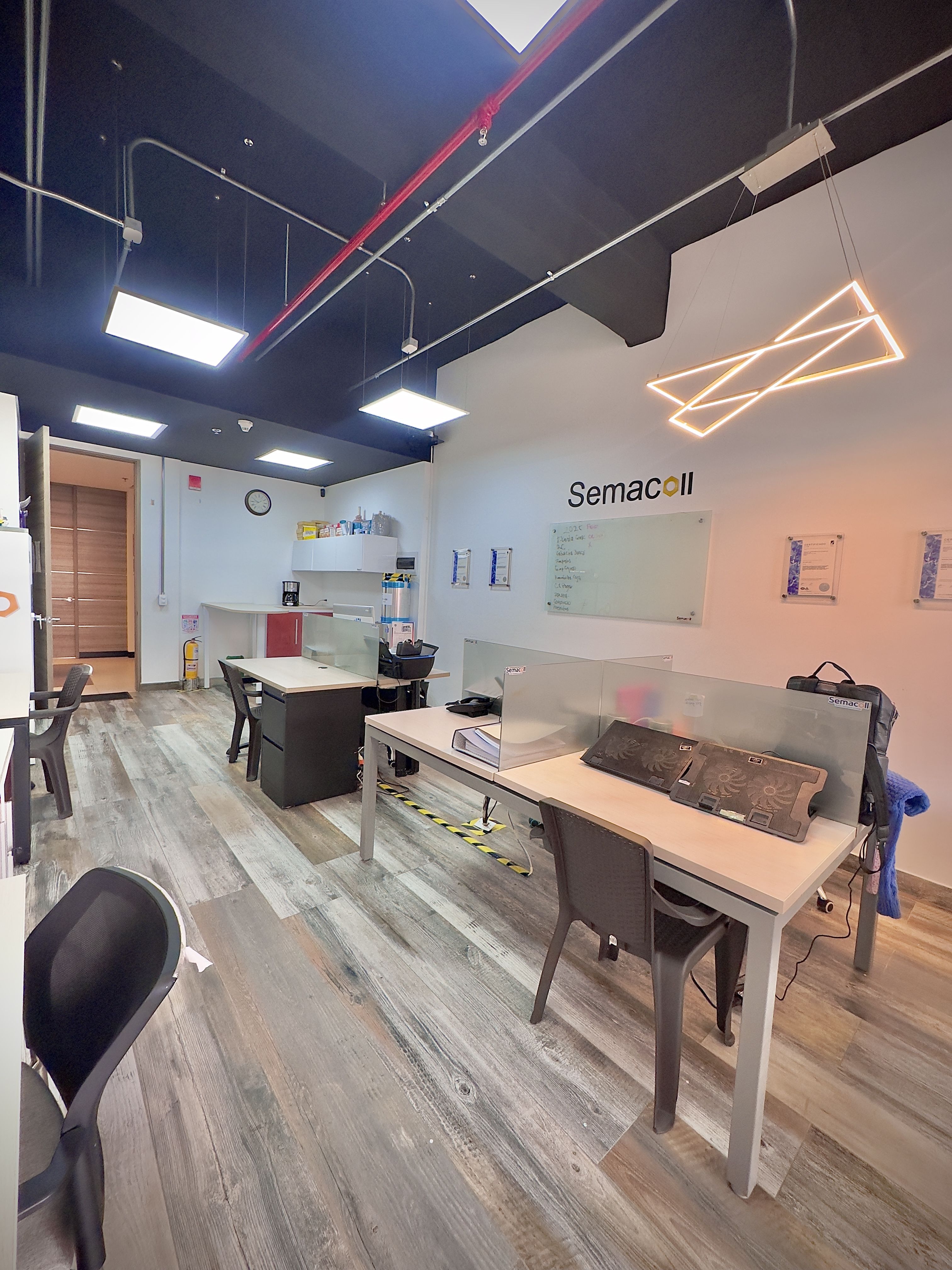 Oficina en venta Cundinamarca Bogotá Santa Rosa 42 m2 Habitaciones 0 Baños 1 Garajes 1 Precio $450000000