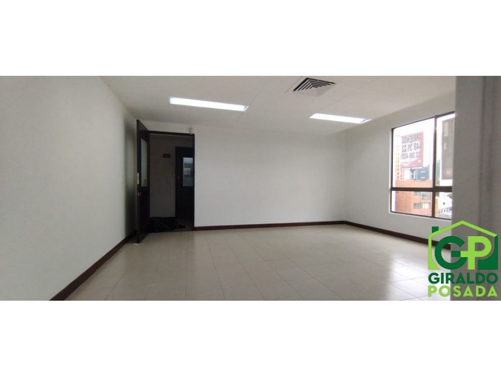 Oficina en venta Antioquia Medellín Patio Bonito 35 m2 Habitaciones 0 Baños 1 Garajes 1 Precio $315000000