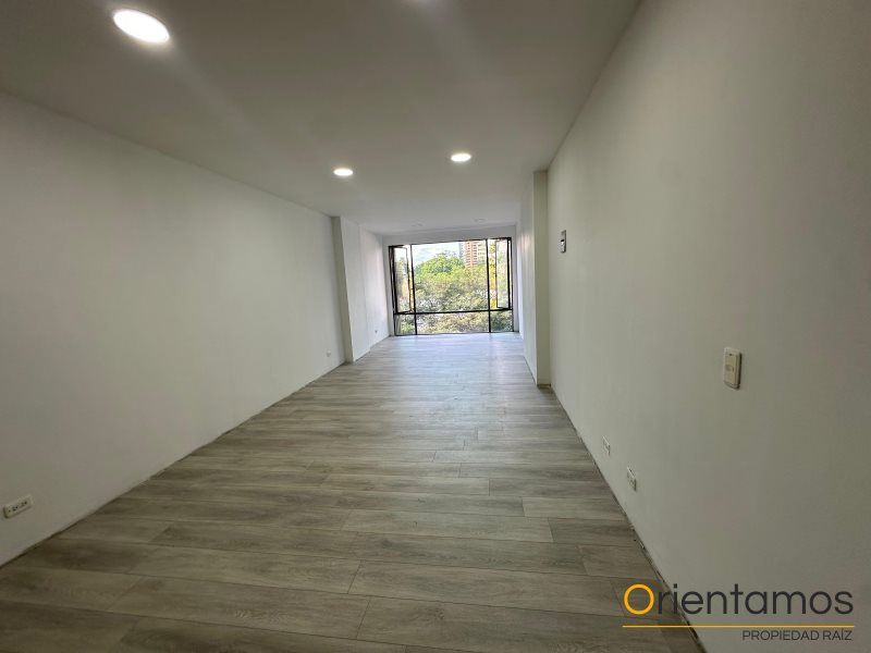 Local en arriendo Antioquia Medellín Urbanizacion Santa Maria De Oviedo 35 m2 Habitaciones 0 Baños 0 Garajes 0 Precio $4038895