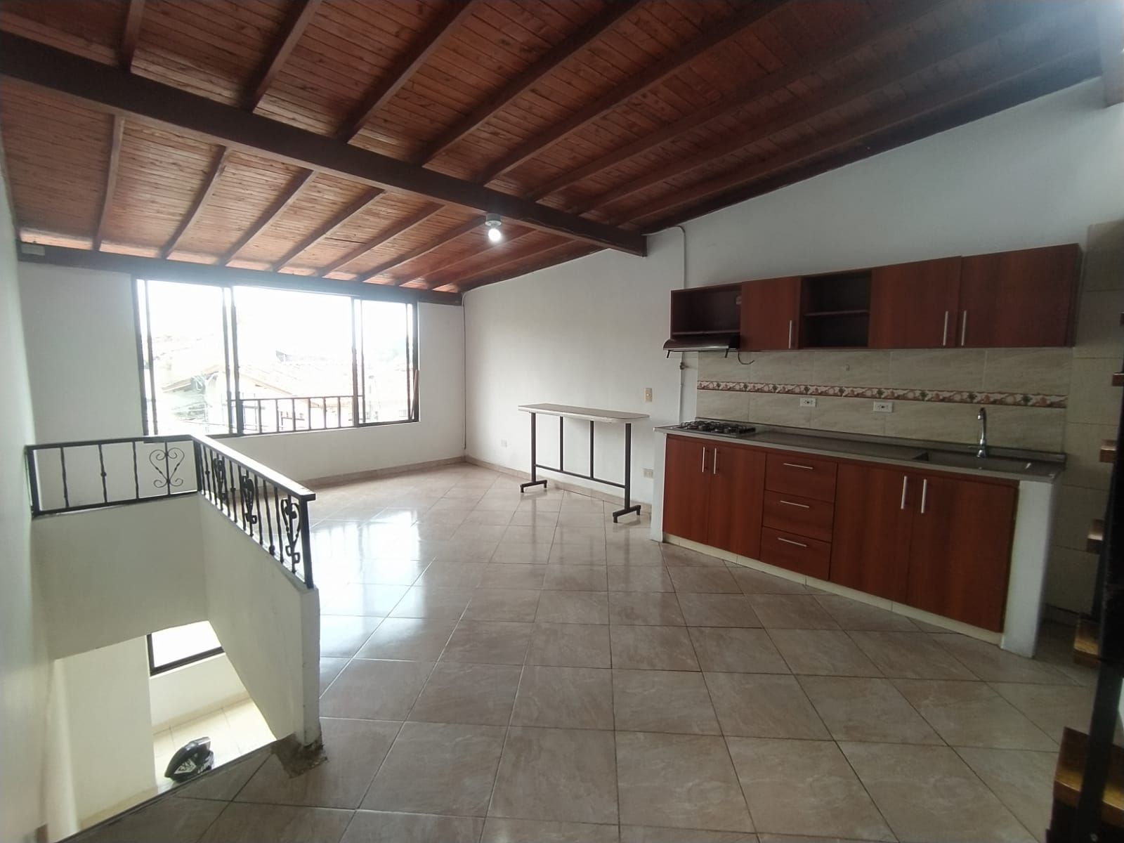Apartamento en arriendo Antioquia Medellín Cristobal 160 m2 Habitaciones 3 Baños 2 Garajes 0 Precio $2200000