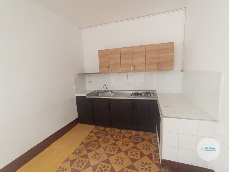 Casa en arriendo Antioquia Bello El Cairo 150 m2 Habitaciones 5 Baños 2 Garajes 0 Precio $1800000