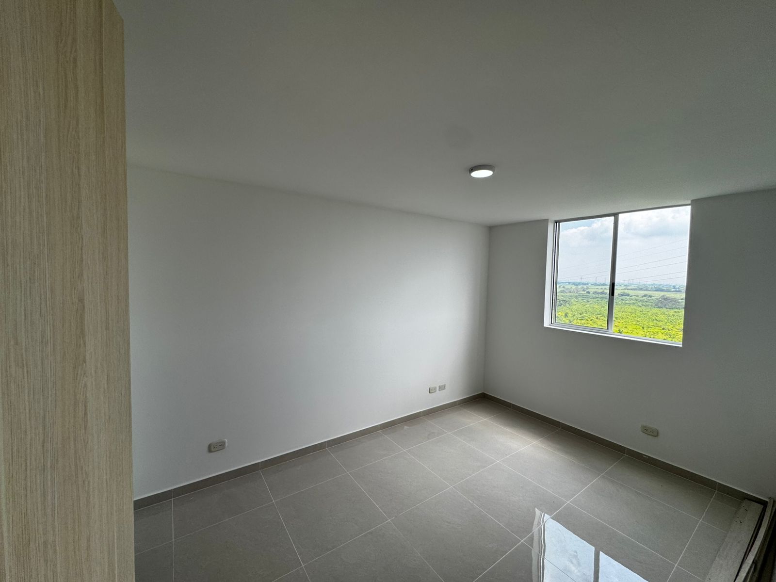 Apartamento en arriendo Valle Del Cauca Cali Conjunto Residencial Aguaclara 65 m2 Habitaciones 2 Baños 2 Garajes 0 Precio $1300000