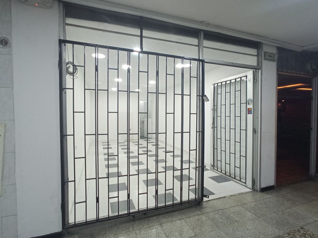 Local en venta Cundinamarca Bogotá Las Nieves 23 m2 Habitaciones 0 Baños 1 Garajes 0 Precio $180000000