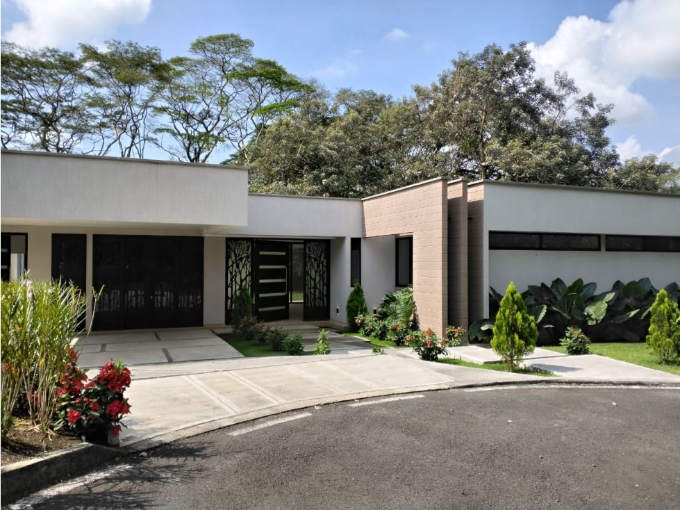 Casa Campestre en venta Risaralda Pereira Pereira 340 m2 Habitaciones 4 Baños 5 Garajes 2 Precio $1900000000
