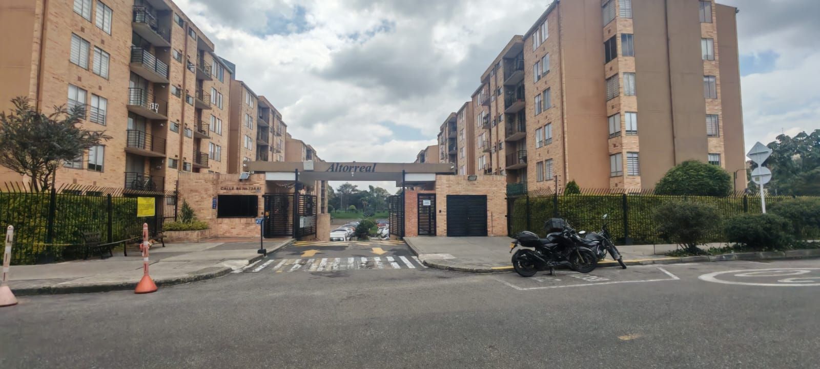 Apartamento en venta Cundinamarca Bogotá Cjr Altorreal 65 m2 Habitaciones 2 Baños 2 Garajes 1 Precio $410000000