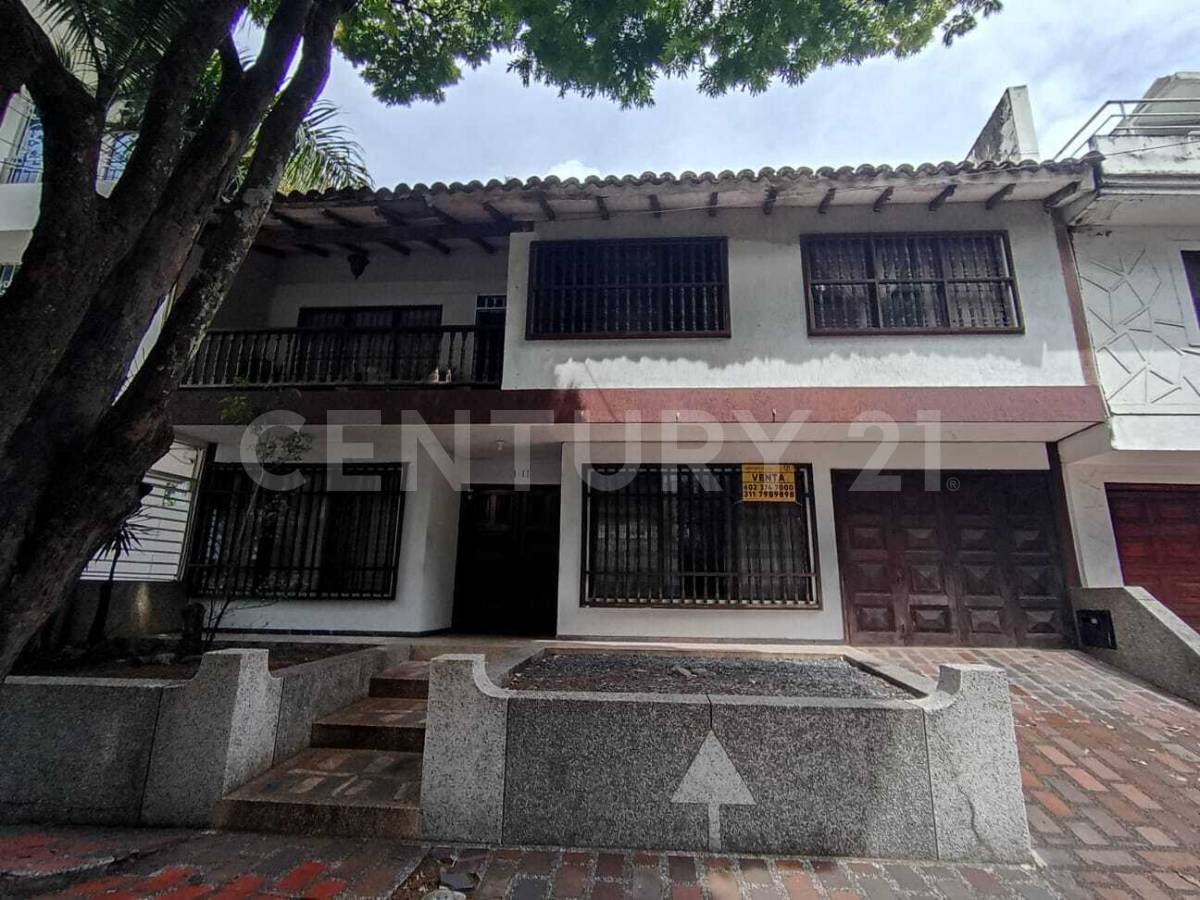 Casa en venta Valle Del Cauca Cali Cuarto De Legua - Guadalupe 342 m2 Habitaciones 5 Baños 4 Garajes 1 Precio $680000000