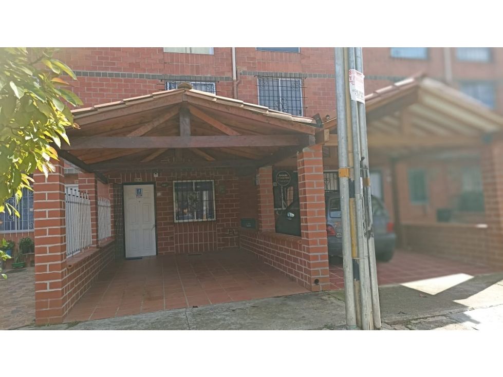 Casa en arriendo Antioquia Rionegro Belchite 150 m2 Habitaciones 4 Baños 3 Garajes 1 Precio $2400000