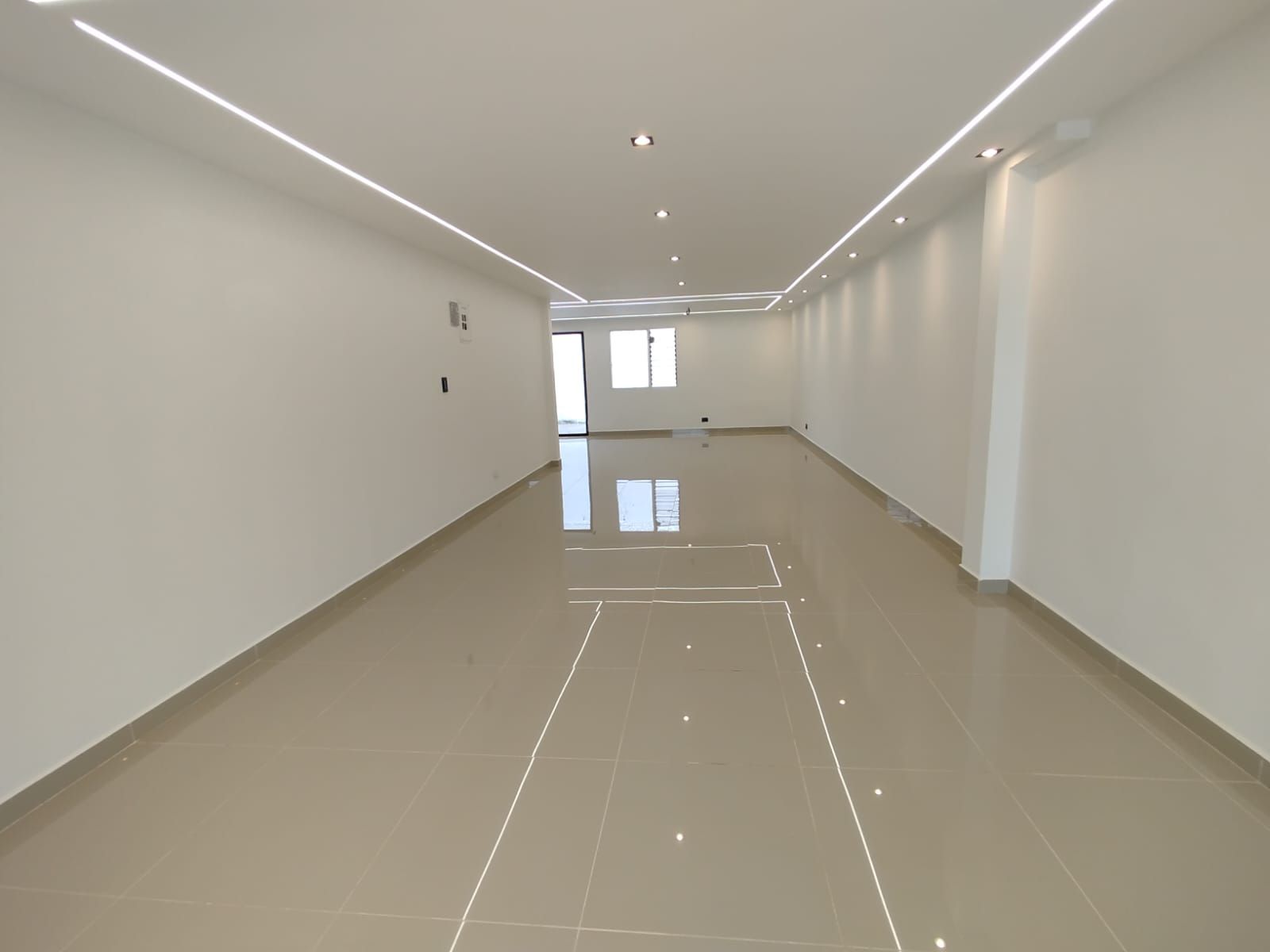 Local en arriendo Antioquia Medellín Santa Teresita 70 m2 Habitaciones 0 Baños 1 Garajes 0 Precio $5300000