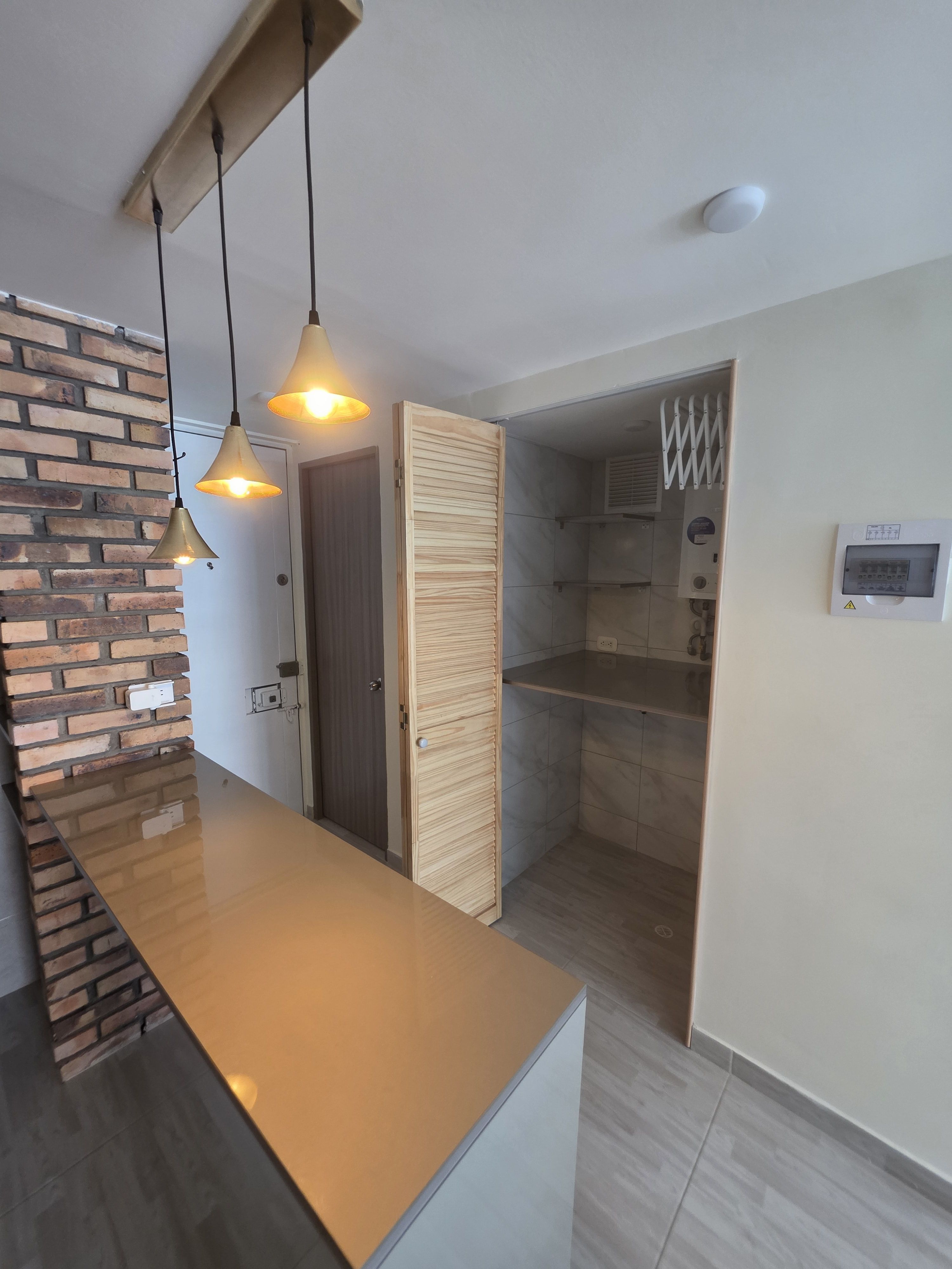 Apartamento en arriendo Cundinamarca Bogotá Cjr Salerno 42 m2 Habitaciones 2 Baños 2 Garajes 0 Precio $1400000