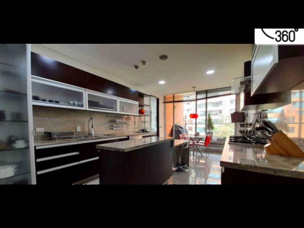 Apartamento en venta Cundinamarca Bogotá Emaus 300 m2 Habitaciones 3 Baños 3 Garajes 4 Precio $4250000000