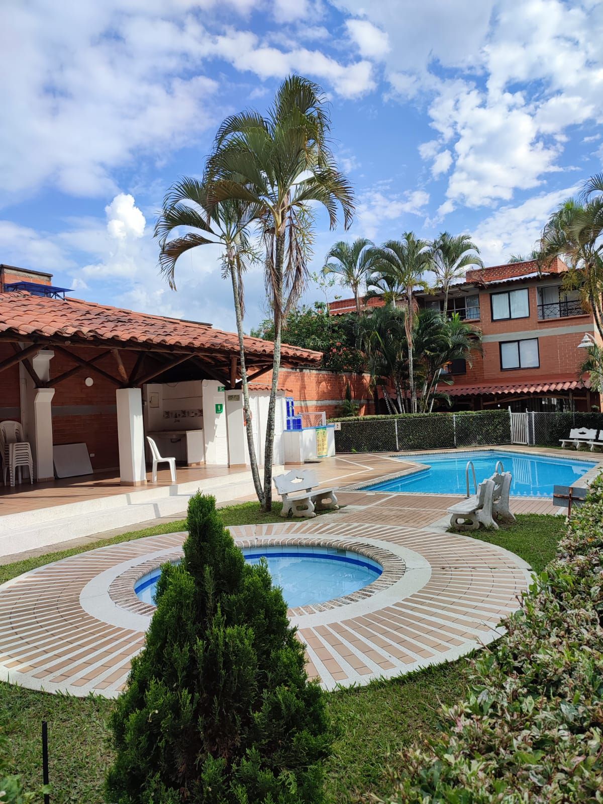 Casa en venta Valle Del Cauca Cali Lili 120 m2 Habitaciones 3 Baños 3 Garajes 1 Precio $295000000