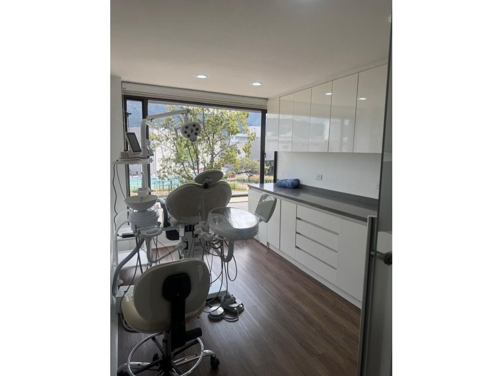 Oficina en venta Cundinamarca Bogotá Santa Barbara Occidental 41 m2 Habitaciones 0 Baños 1 Garajes 0 Precio $400000000