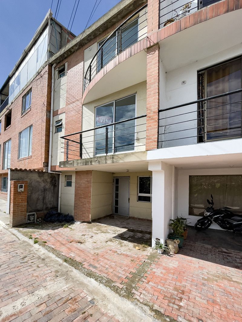 Casa en venta Cundinamarca Cajicá Calahorra 99 m2 Habitaciones 3 Baños 2 Garajes 0 Precio $306000000