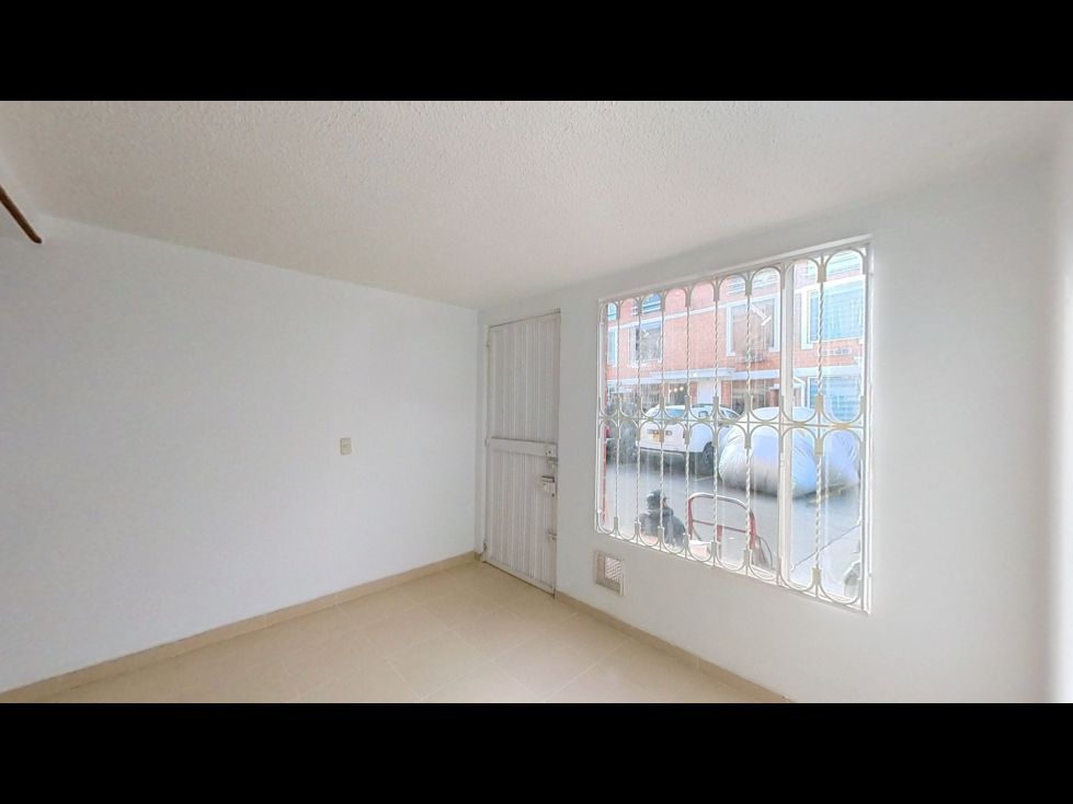 Apartamento en venta Cundinamarca Bogotá Nueva Castilla Et I 72 m2 Habitaciones 4 Baños 2 Garajes 0 Precio $272000000