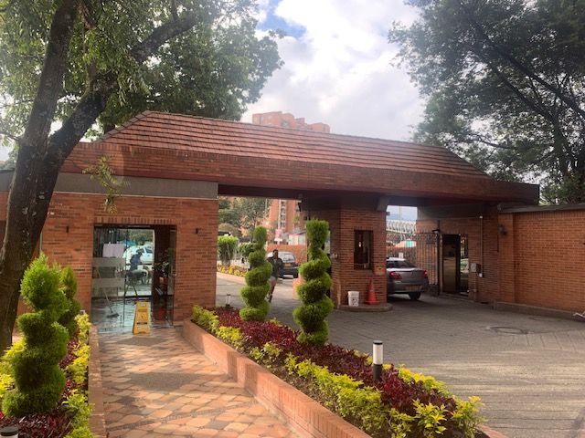 Apartamento en venta Cundinamarca Bogotá Niza Suba 121 m2 Habitaciones 3 Baños 4 Garajes 2 Precio $770000000