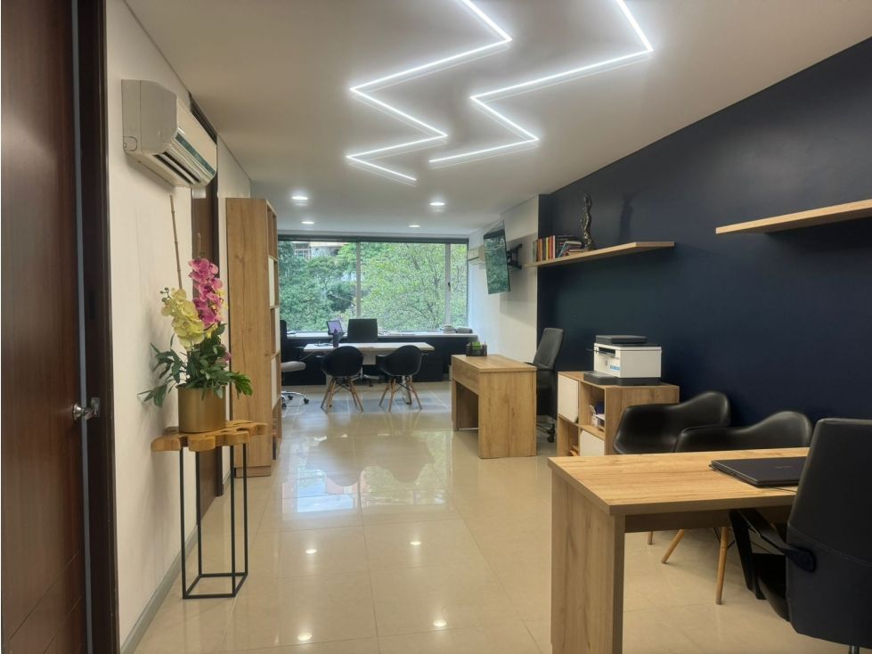 Oficina en venta Antioquia Medellín Villa Carlota 40 m2 Habitaciones 0 Baños 1 Garajes 1 Precio $430000000