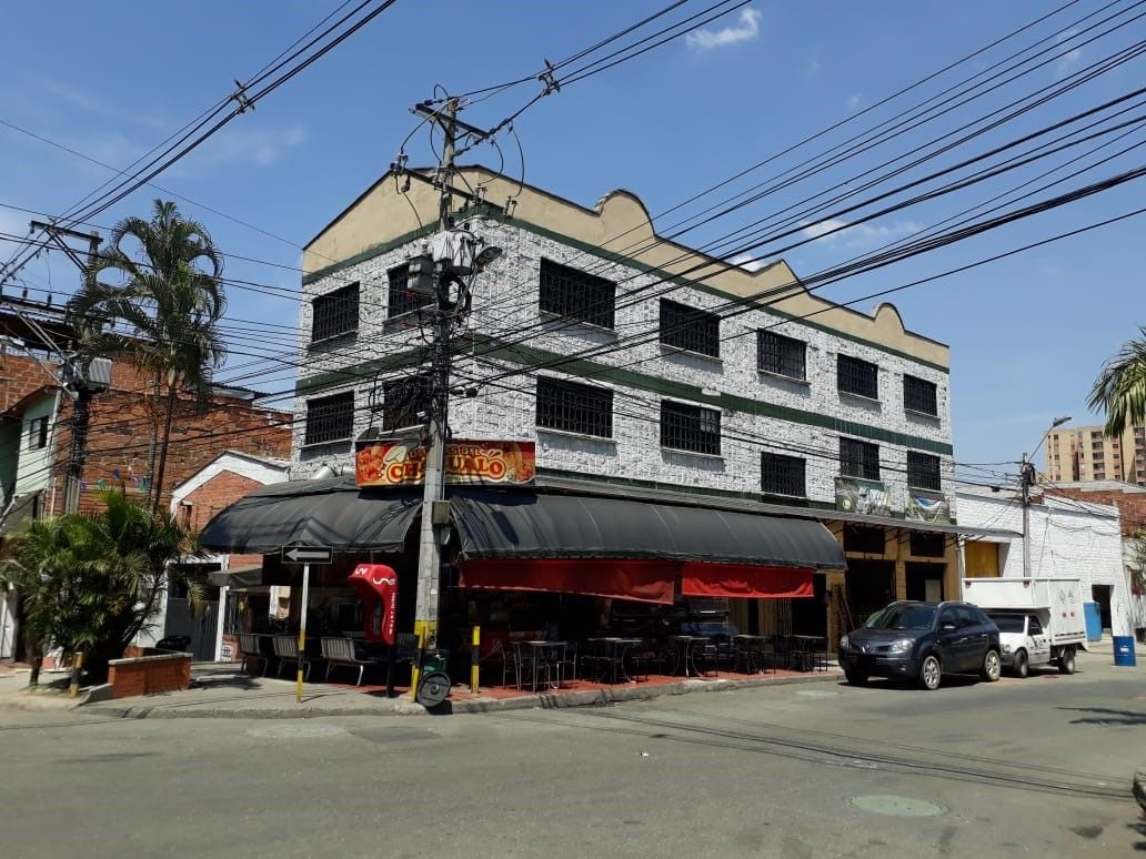 Bodega en arriendo Antioquia Medellín El Chagualo 60 m2 Habitaciones 0 Baños 2 Garajes 0 Precio $2000000