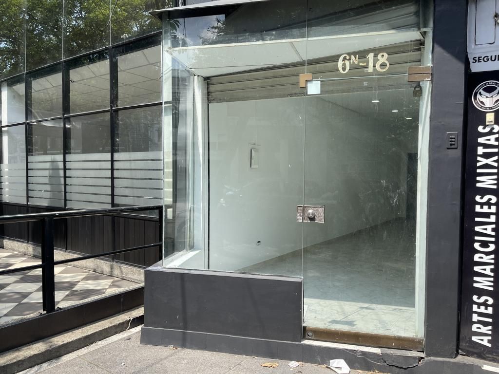 Local en arriendo Valle Del Cauca Cali Santa Mónica 30 m2 Habitaciones 0 Baños 1 Garajes 0 Precio $1500000