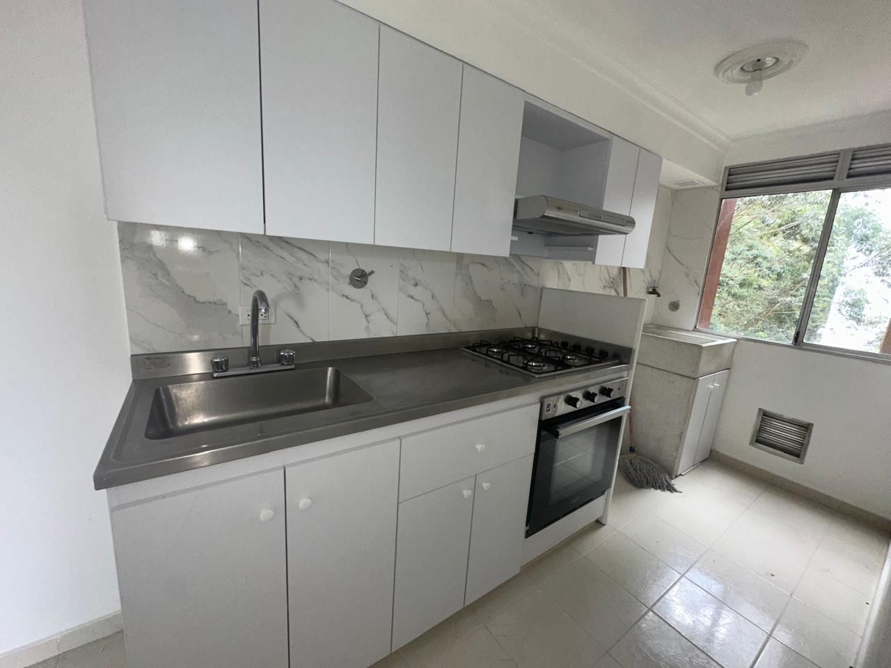 Apartamento en venta Antioquia Itagüí Yarumito 72 m2 Habitaciones 3 Baños 2 Garajes 1 Precio $450000000