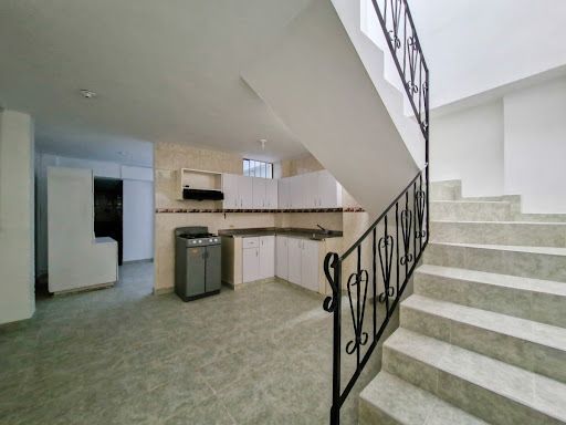 Casa en arriendo Antioquia Envigado Milán - Vallejuelos 150 m2 Habitaciones 4 Baños 2 Garajes 0 Precio $2500000