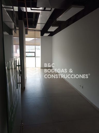 Oficina en arriendo Antioquia Envigado Primavera 37 m2 Habitaciones 0 Baños 1 Garajes 1 Precio $3000000