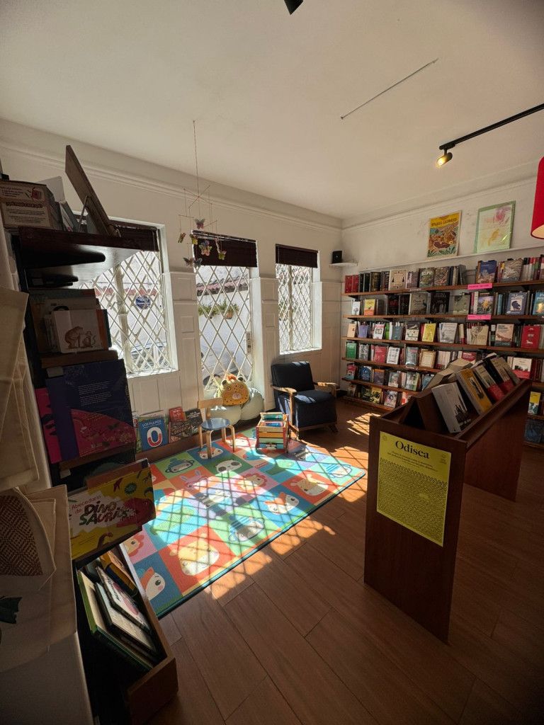 Local en arriendo Cundinamarca Bogotá Emaus 300 m2 Habitaciones 0 Baños 5 Garajes 0 Precio $15000000