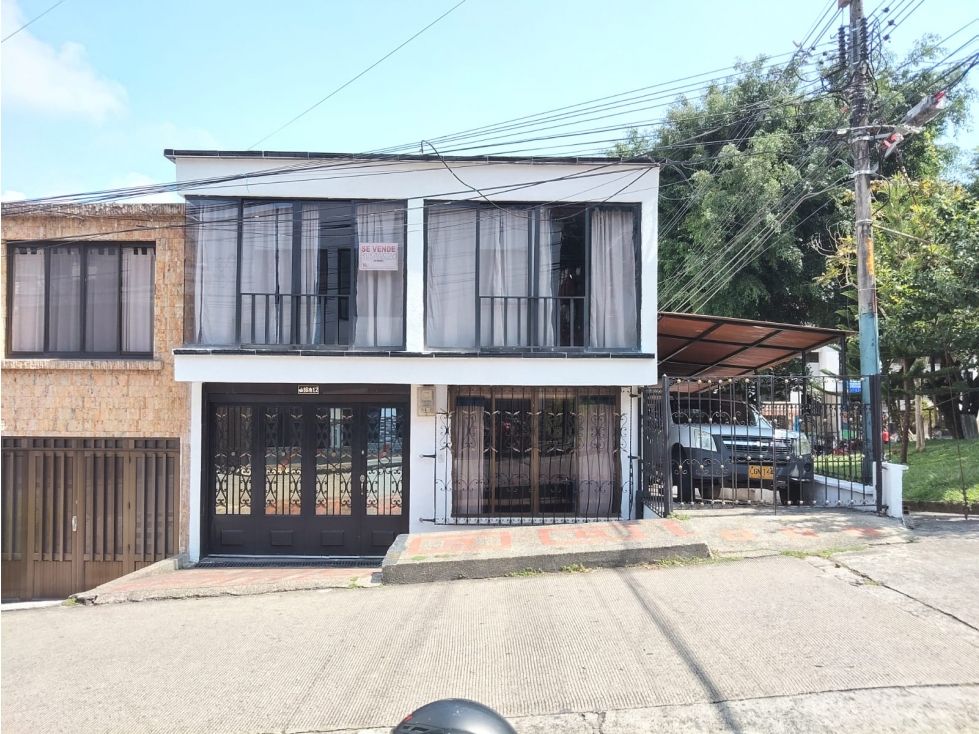 Casa en venta Risaralda Pereira Rafael Uribe Ii Etapa 180 m2 Habitaciones 3 Baños 3 Garajes 0 Precio $490000000