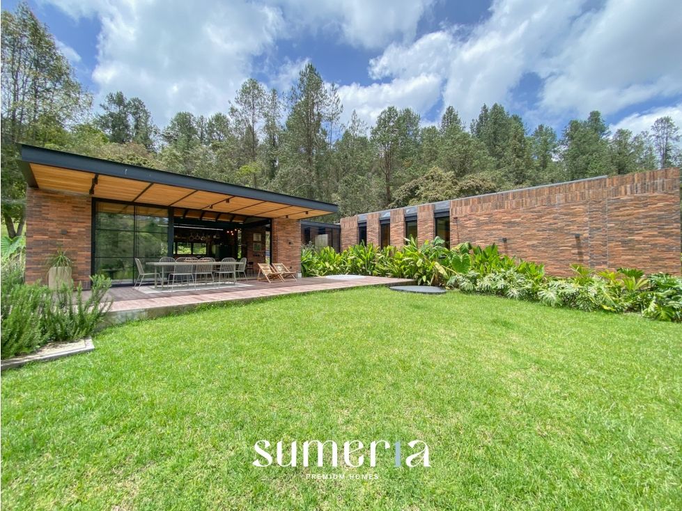 Casa en arriendo Antioquia El Retiro El Retiro 250 m2 Habitaciones 3 Baños 5 Garajes 8 Precio $18000000