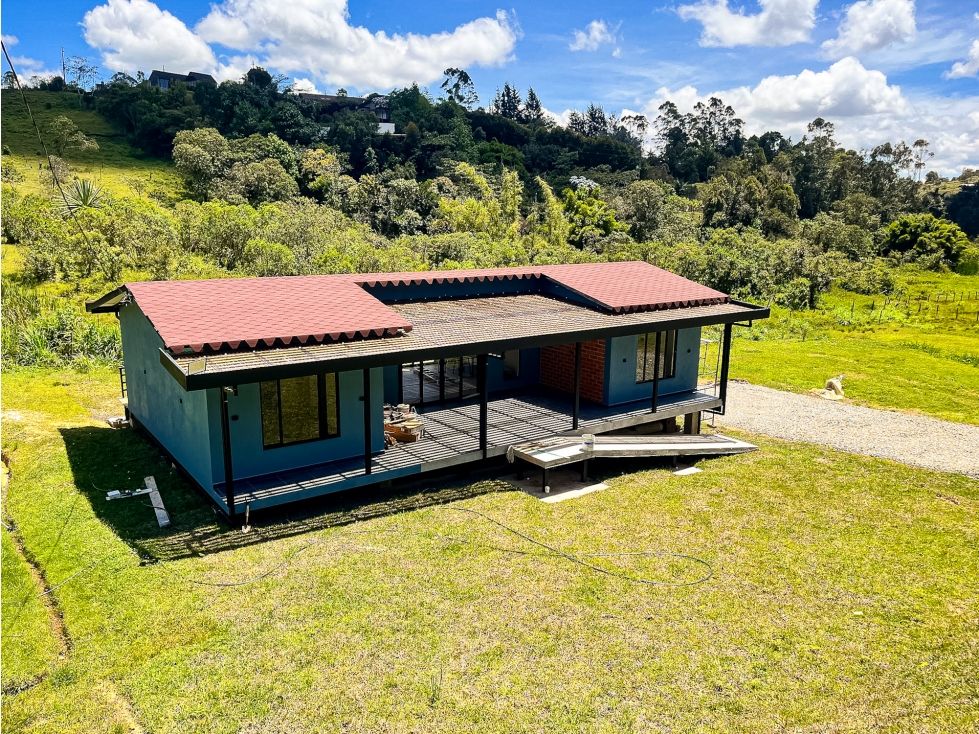 Casa en venta Antioquia Guarne Guarne 155 m2 Habitaciones 3 Baños 2 Garajes 8 Precio $1100000000