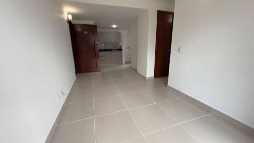 Apartamento en arriendo Antioquia Medellín Loma De Los Bernal 70 m2 Habitaciones 3 Baños 2 Garajes 1 Precio $2500000