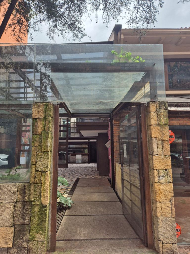 Local en arriendo Cundinamarca Bogotá Emaus 539 m2 Habitaciones 0 Baños 6 Garajes 0 Precio $58000000