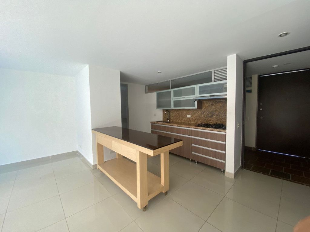 Apartamento en arriendo Antioquia Sabaneta Vereda La Doctora 80 m2 Habitaciones 3 Baños 2 Garajes 1 Precio $3000000