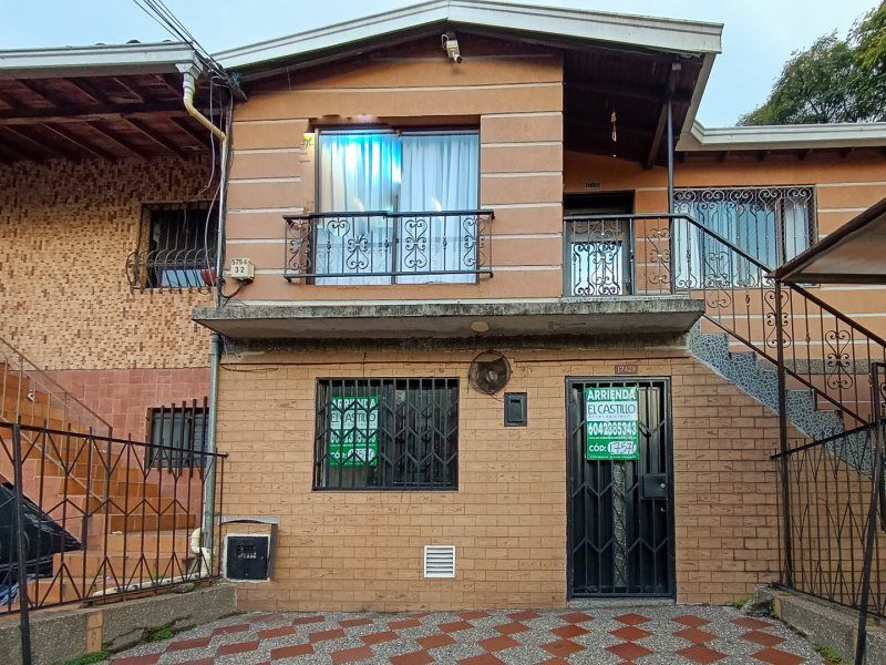 Apartamento en arriendo Antioquia Medellín La Gloria 54 m2 Habitaciones 2 Baños 1 Garajes 0 Precio $1600000