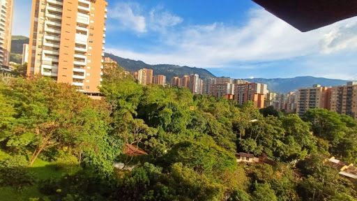 Apartamento en arriendo Antioquia Envigado Guaduales De La Abadia 65 m2 Habitaciones 2 Baños 2 Garajes 1 Precio $3700000