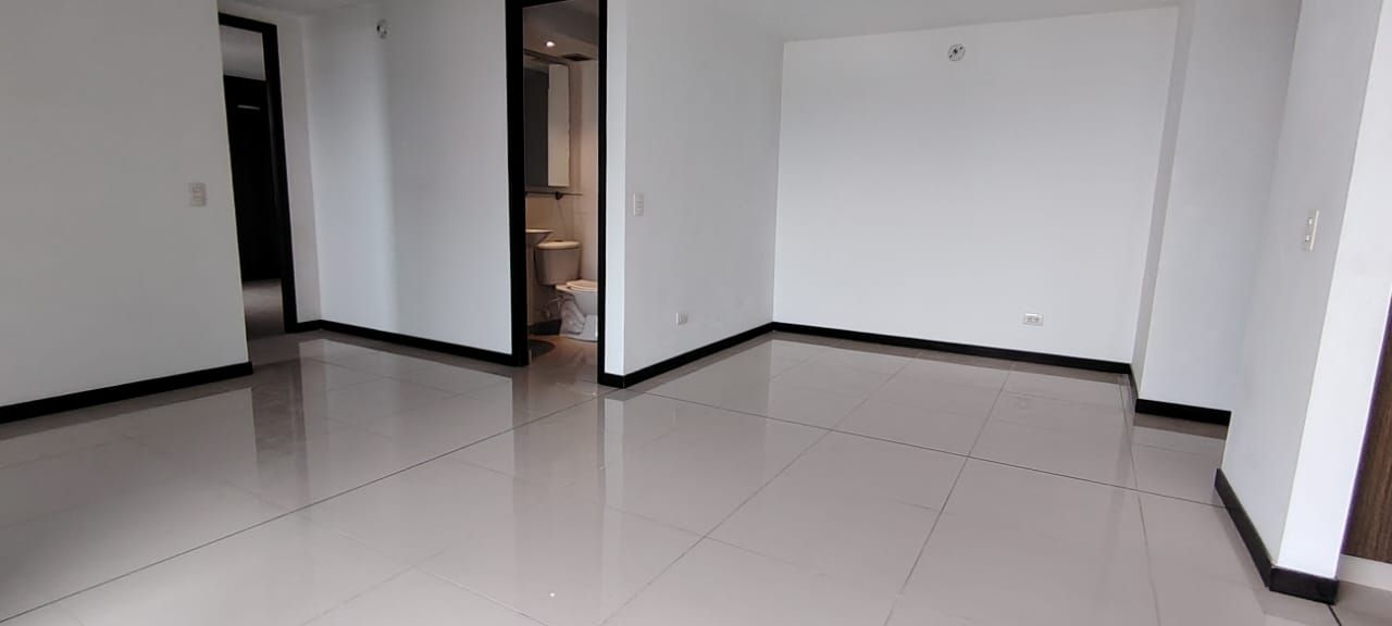 Apartamento en arriendo Antioquia Envigado Quintas De Los Almendros 65 m2 Habitaciones 2 Baños 2 Garajes 1 Precio $3200000