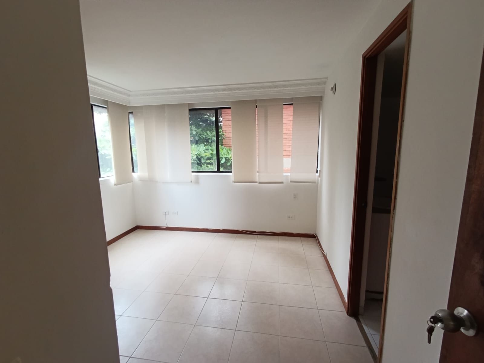 Apartamento en venta Antioquia Medellín Loma De Los Bernal 73 m2 Habitaciones 3 Baños 2 Garajes 1 Precio $460000000