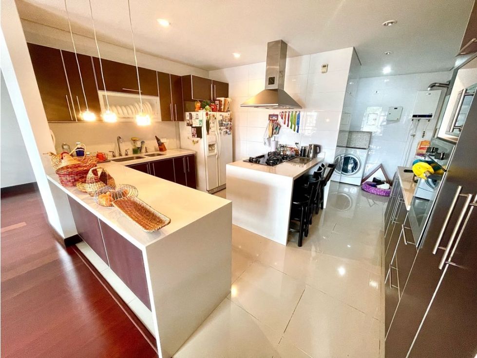 Apartamento en arriendo Cundinamarca Bogotá Asd 182 m2 Habitaciones 3 Baños 3 Garajes 2 Precio $12000000