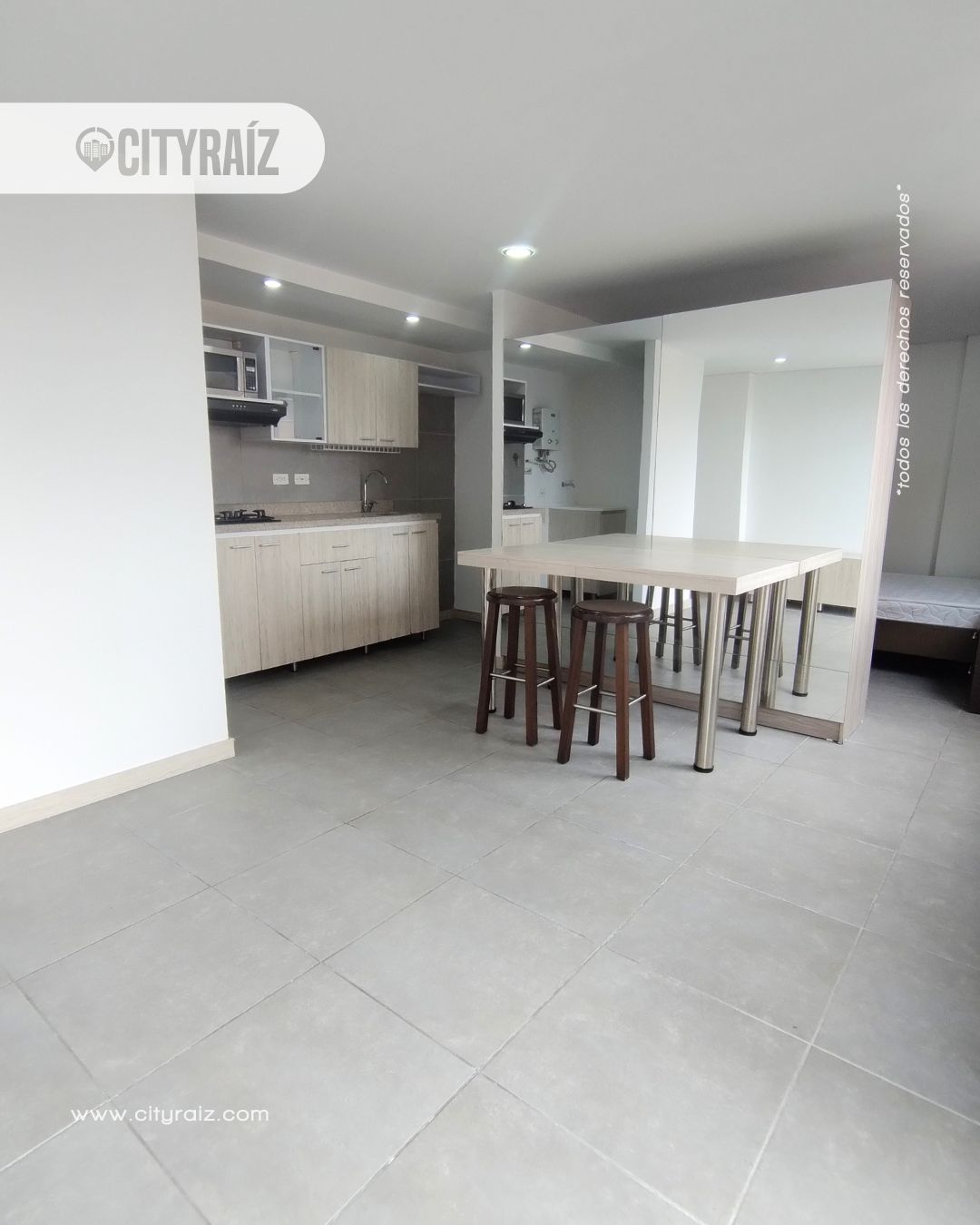 Apartaestudio en arriendo Antioquia Medellín El Tesoro 45 m2 Habitaciones 1 Baños 1 Garajes 1 Precio $2200000