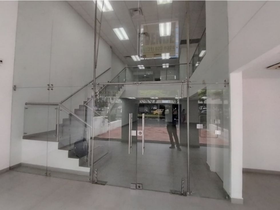 Local en venta Valle Del Cauca Cali Eucarístico 400 m2 Habitaciones 0 Baños 3 Garajes 1 Precio $1450000000