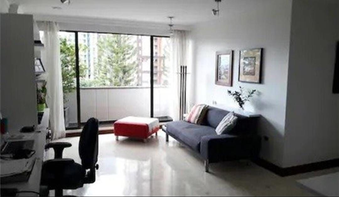 Apartamento en arriendo Antioquia Medellín La Linde 130 m2 Habitaciones 4 Baños 3 Garajes 1 Precio $5500000