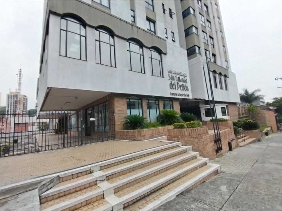 Local en arriendo Valle Del Cauca Cali El Peñón 213 m2 Habitaciones 0 Baños 2 Garajes 6 Precio $9000000