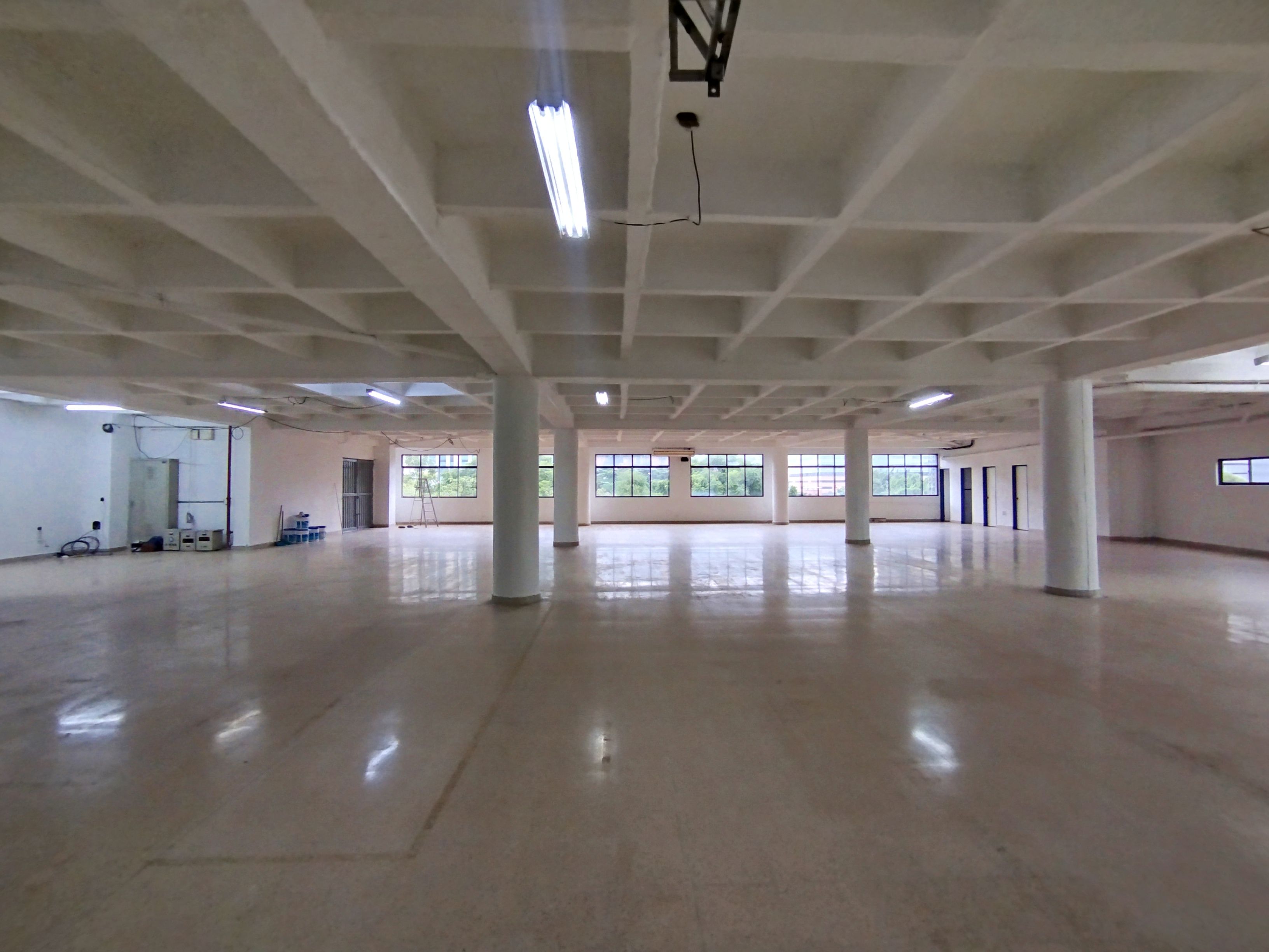 Bodega en arriendo Antioquia Medellín Shellmar 600 m2 Habitaciones 0 Baños 4 Garajes 0 Precio $19000000