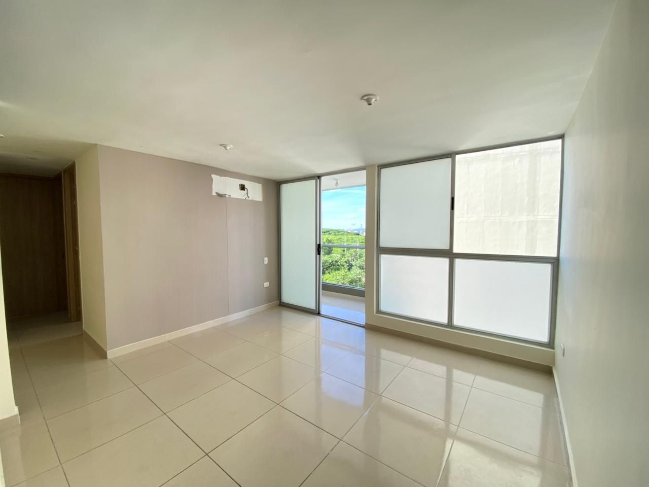 Apartamento en arriendo Atlántico Barranquilla Conjunto Residencial Sorrento 66 m2 Habitaciones 3 Baños 2 Garajes 1 Precio $2300000